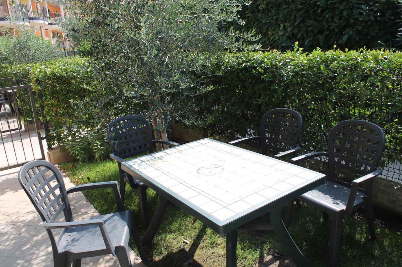 Apartments In Lazise - Gardasee 30250 Eksteriør bilde